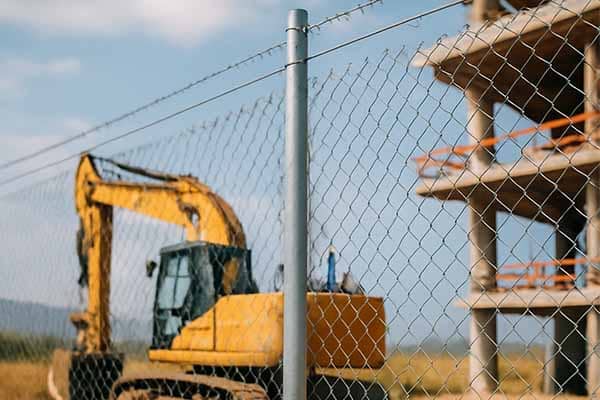 Cerramientos de seguridad para obras en Almería